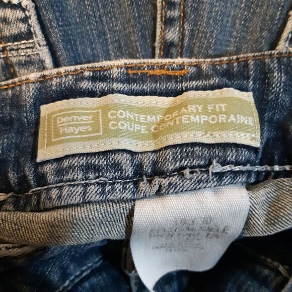 Contemporary Fit Wide Leg High Rise Jeans - Picture 8 of 9